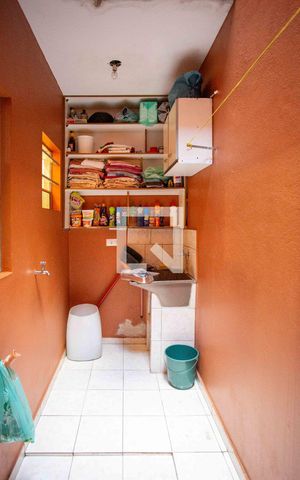 Casa à venda com 150m², 2 quartos e 1 vaga Casa à venda com 150m², 2 quartos e 1 vagaÁrea de Serviço 2