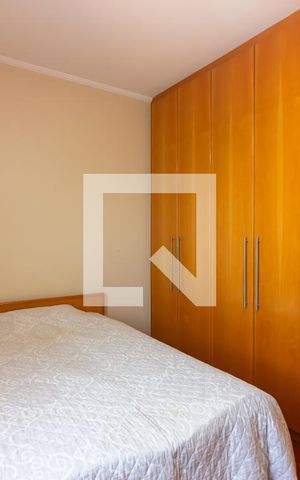 Casa de condomínio à venda com 445m², 4 quartos e 4 vagas Casa de condomínio à venda com 445m², 4 quartos e 4 vagasSuíte 2