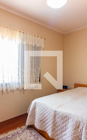 Casa de condomínio à venda com 445m², 4 quartos e 4 vagas Casa de condomínio à venda com 445m², 4 quartos e 4 vagasSuíte 2