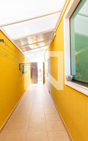 Casa de condomínio à venda com 445m², 4 quartos e 4 vagas Casa de condomínio à venda com 445m², 4 quartos e 4 vagasQuintal