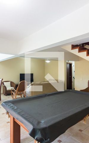 Casa de condomínio à venda com 445m², 4 quartos e 4 vagas Casa de condomínio à venda com 445m², 4 quartos e 4 vagasÁrea Gourmet