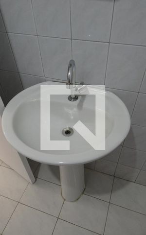 Apartamento à venda com 72m², 2 quartos e sem vagaBanheiro