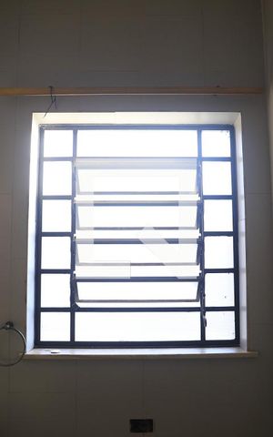 Casa à venda com 480m², 2 quartos e 4 vagasBanheiro Social