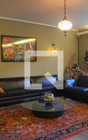 Casa à venda com 480m², 2 quartos e 4 vagasSala
