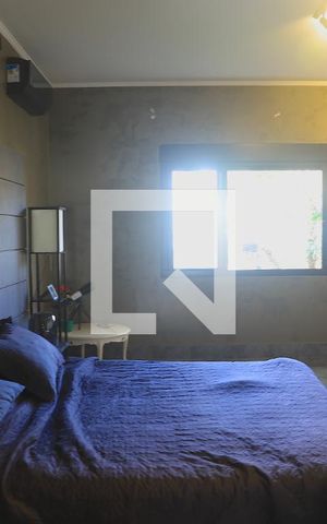 Casa à venda com 480m², 2 quartos e 4 vagasSuite