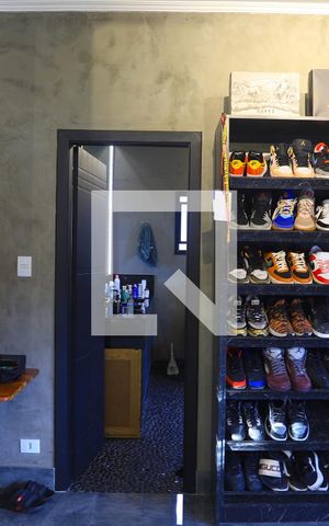Casa à venda com 480m², 2 quartos e 4 vagasSuite closet