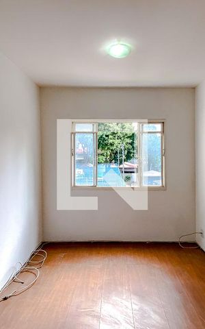 Apartamento para alugar com 50m², 2 quartos e 1 vagaSala