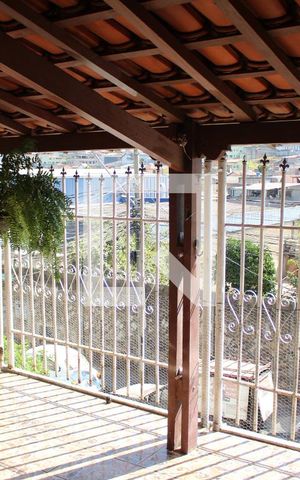 Casa à venda com 250m², 4 quartos e 1 vagaVaranda - Sala 2