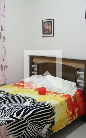 Casa à venda com 250m², 4 quartos e 1 vagaQuarto