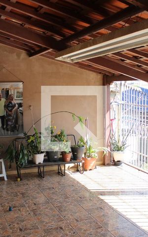 Casa à venda com 250m², 4 quartos e 1 vagaVaranda - Sala 2
