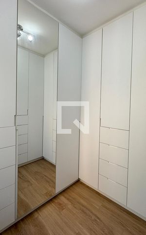 Apartamento à venda com 81m², 2 quartos e 2 vagasCloset da suíte 1