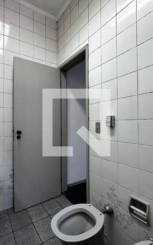 Casa para alugar com 350m², 3 quartos e 3 vagasBanheiro Social 2