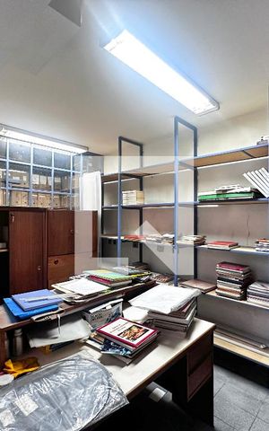 Casa para alugar com 350m², 3 quartos e 3 vagasBiblioteca
