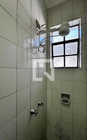 Casa para alugar com 350m², 3 quartos e 3 vagasBanheiro Social 2