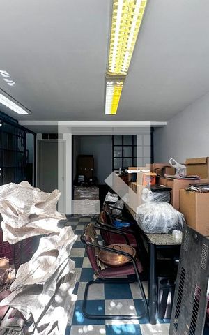 Casa para alugar com 350m², 3 quartos e 3 vagasSalão Fundos