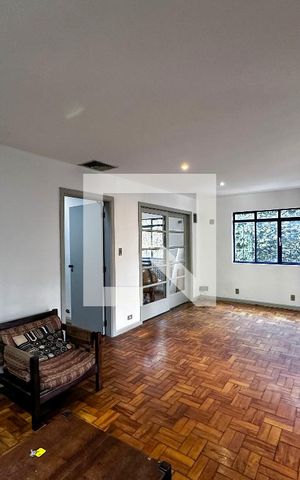 Casa para alugar com 350m², 3 quartos e 3 vagasSala