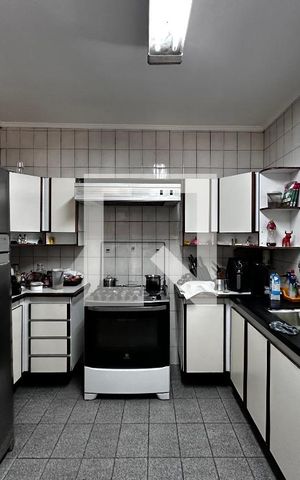 Casa para alugar com 350m², 3 quartos e 3 vagasCozinha