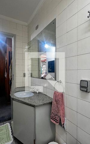 Casa para alugar com 350m², 3 quartos e 3 vagasBanheiro Suíte