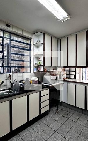 Casa para alugar com 350m², 3 quartos e 3 vagasCozinha