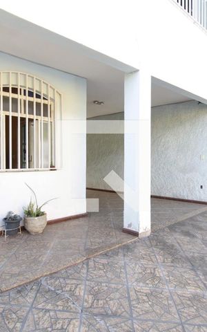 Casa à venda com 150m², 3 quartos e 3 vagasGaragem