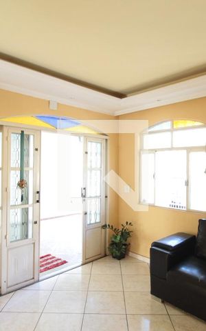 Casa à venda com 150m², 3 quartos e 3 vagasSala de Estar