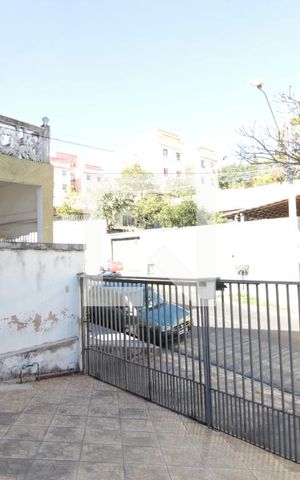 Casa à venda com 150m², 3 quartos e 3 vagasGaragem