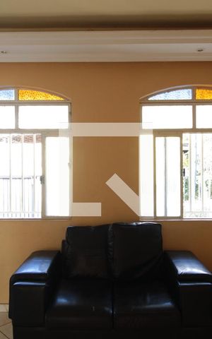Casa à venda com 150m², 3 quartos e 3 vagasSala de Estar