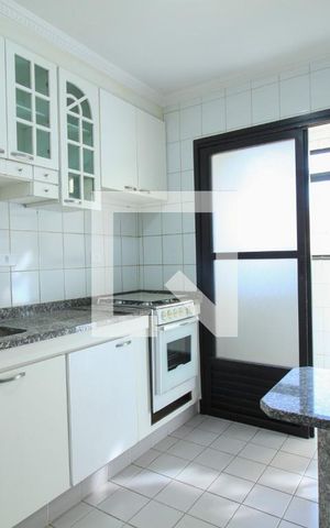 Apartamento para alugar com 67m², 3 quartos e 2 vagasCozinha
