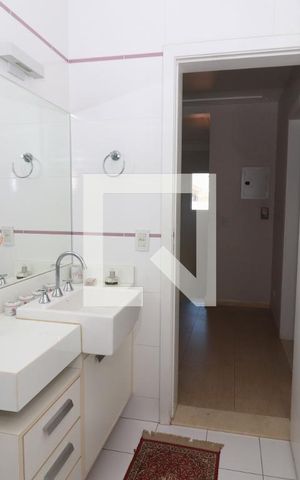 Casa à venda com 539m², 4 quartos e 4 vagasBanheiro Social