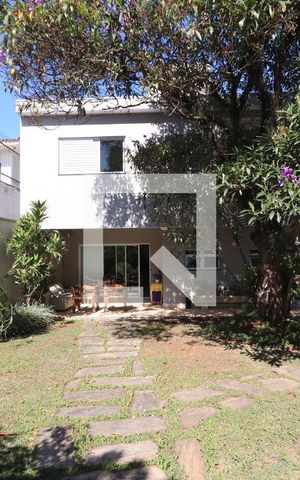 Casa à venda com 539m², 4 quartos e 4 vagasQuintal