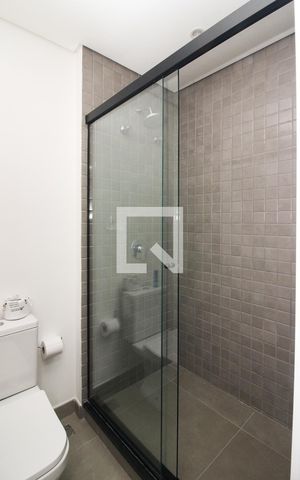 Studio à venda com 29m², 1 quarto e sem vaga Studio à venda com 29m², 1 quarto e sem vagaBanheiro