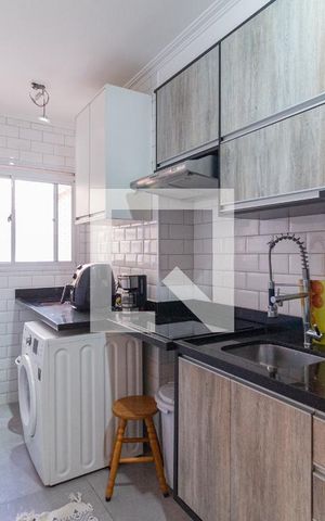 Apartamento à venda com 57m², 2 quartos e 1 vagaCozinha e área de serviço