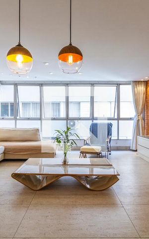 Apartamento à venda com 146m², 3 quartos e 1 vaga Apartamento à venda com 146m², 3 quartos e 1 vagaSala
