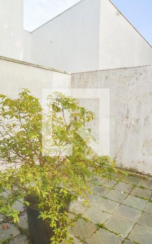 Casa à venda com 308m², 3 quartos e 6 vagasQuintal