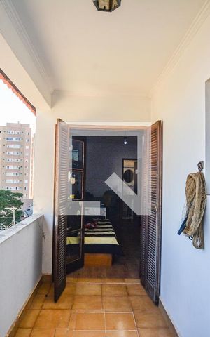 Casa à venda com 308m², 3 quartos e 6 vagasVaranda Suíte 2