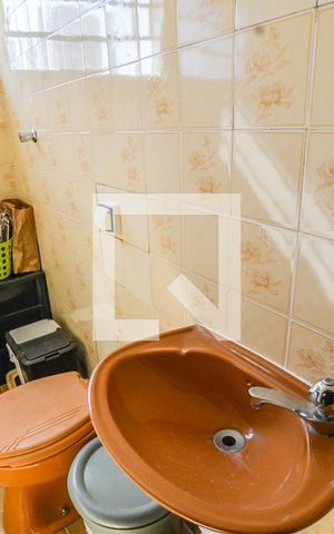 Casa à venda com 308m², 3 quartos e 6 vagasBanheiro de serviço