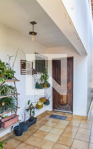 Casa à venda com 308m², 3 quartos e 6 vagasEntrada