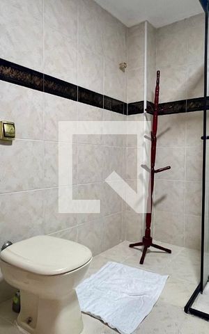 Apartamento à venda com 76m², 2 quartos e 1 vaga Apartamento à venda com 76m², 2 quartos e 1 vagaBanheiro