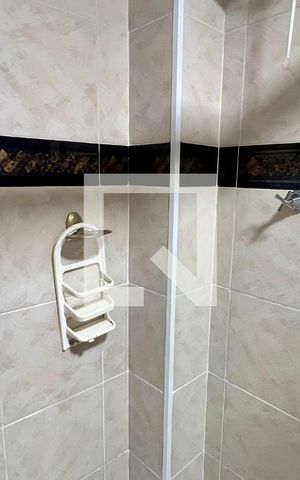 Apartamento à venda com 76m², 2 quartos e 1 vaga Apartamento à venda com 76m², 2 quartos e 1 vagaBanheiro