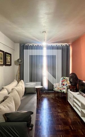 Apartamento à venda com 76m², 2 quartos e 1 vaga Apartamento à venda com 76m², 2 quartos e 1 vagaSala de TV
