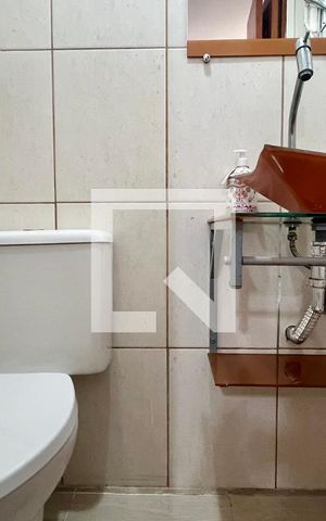 Apartamento à venda com 76m², 2 quartos e 1 vaga Apartamento à venda com 76m², 2 quartos e 1 vagaLavabo