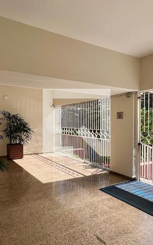 Apartamento à venda com 76m², 2 quartos e 1 vaga Apartamento à venda com 76m², 2 quartos e 1 vagaHall de entrada