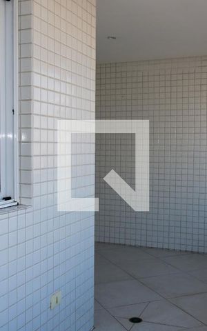 Apartamento à venda com 130m², 3 quartos e 2 vagas Apartamento à venda com 130m², 3 quartos e 2 vagasVaranda