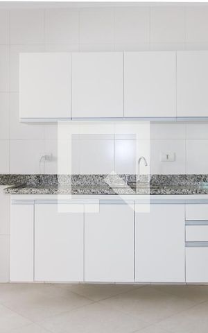 Apartamento à venda com 130m², 3 quartos e 2 vagas Apartamento à venda com 130m², 3 quartos e 2 vagasCozinha