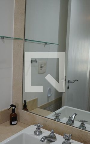 Apartamento para alugar com 184m², 2 quartos e 3 vagasBanheiro da Suíte