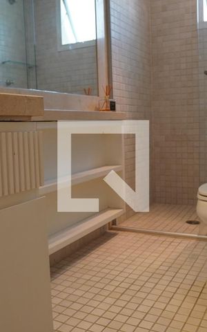 Apartamento para alugar com 184m², 2 quartos e 3 vagasBanheiro da Suite 2