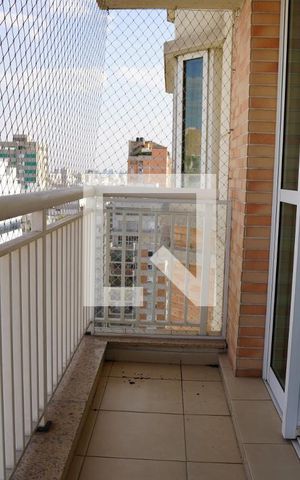 Apartamento para alugar com 184m², 2 quartos e 3 vagasVaranda