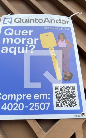 Casa para alugar com 281m², 4 quartos e 6 vagas Casa para alugar com 281m², 4 quartos e 6 vagasFachada + Placa