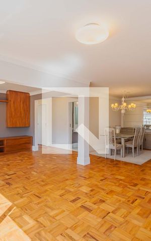 Apartamento à venda com 120m², 2 quartos e 2 vagasSala