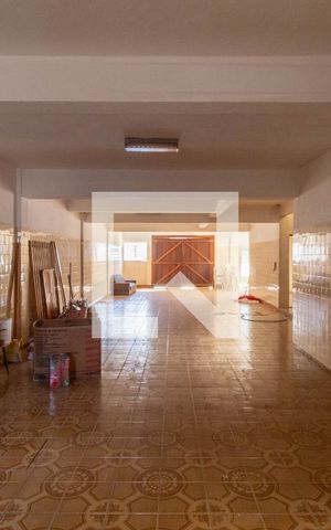 Casa à venda com 300m², 4 quartos e 10 vagasGaragem